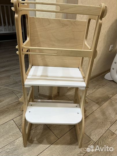 Башня помощника стул