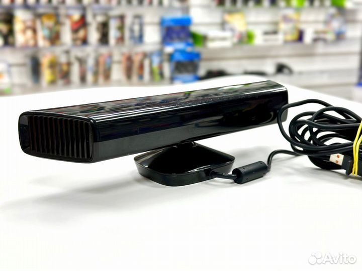 Microsoft Kinect + игра (Xbox 360) Б/У