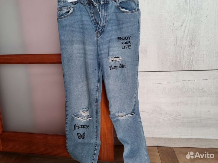 Джинсы