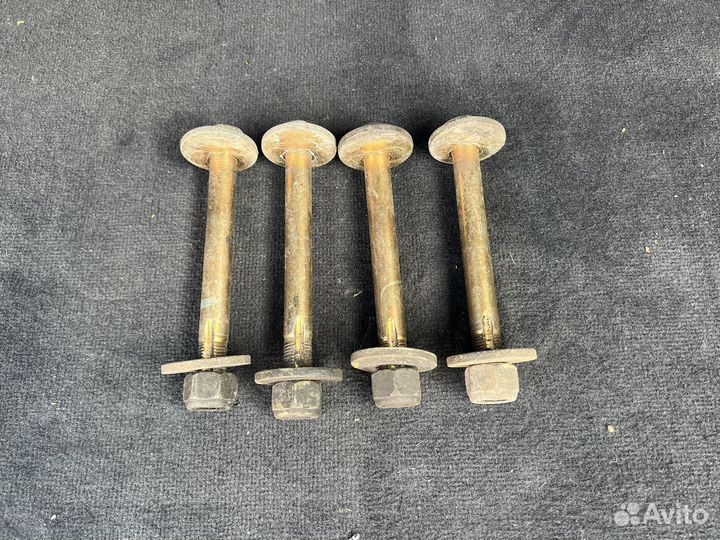 Развальные болты Mercedes W140