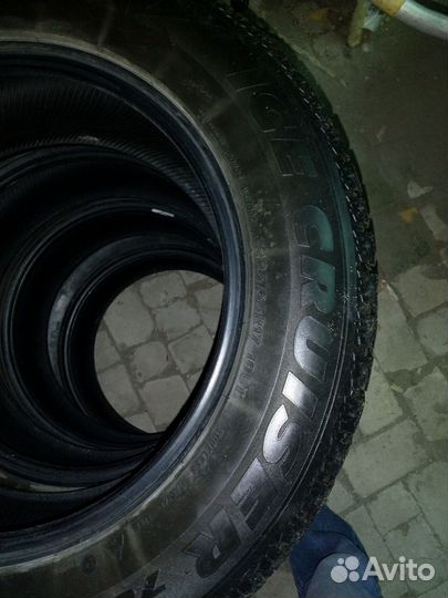 Bridgestone Ice Cruiser 7000 225/65 R17