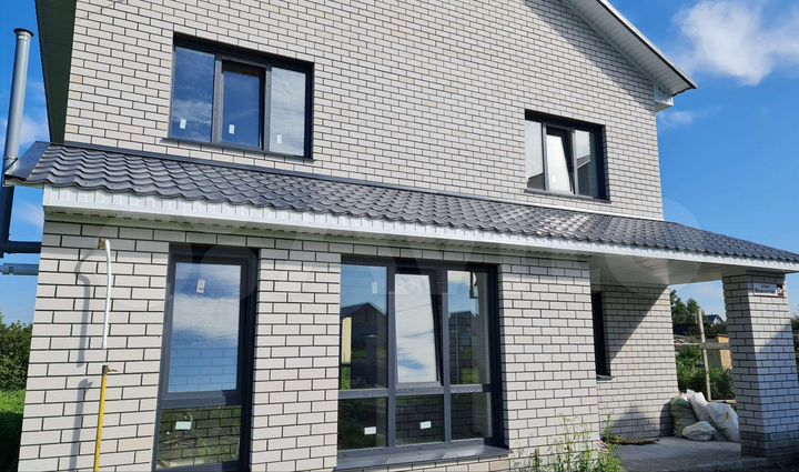 Коттедж 136 м² на участке 6 сот.