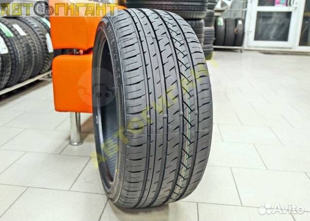 Sonix Prime UHP 08 215/35 R18 82W