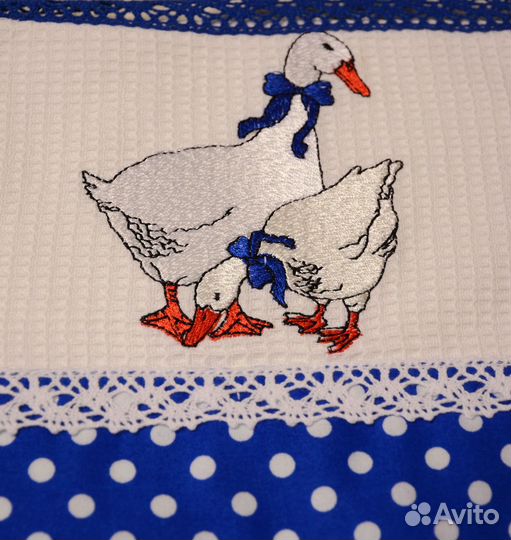 Скатерти, салфетки, полотенце машинная вышивка