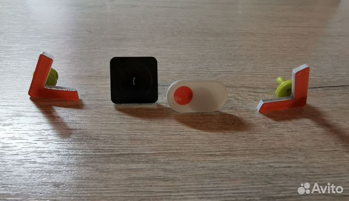 Значки-пины MTS