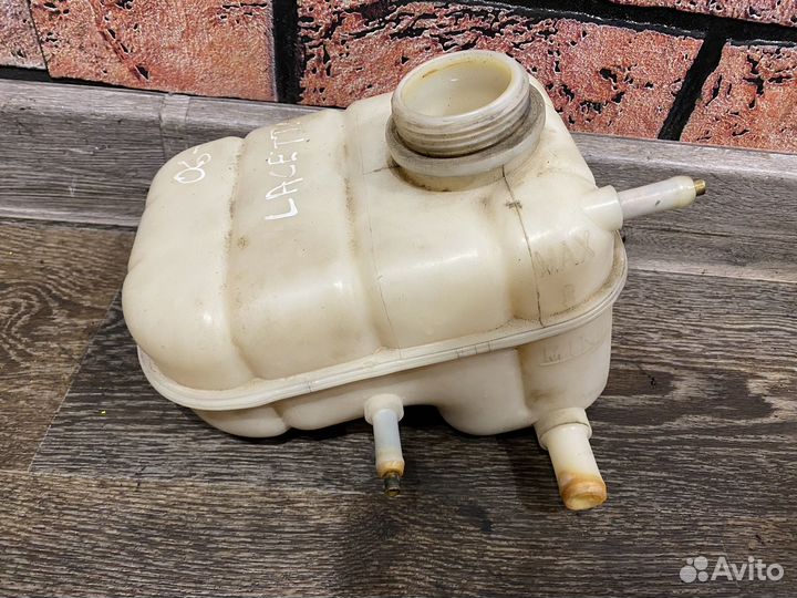 Бачок расширительный Шевроле Лачетти