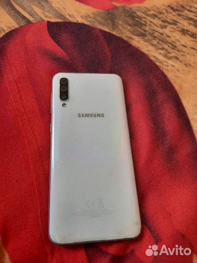Samsung Galaxy A50, 4/128 ГБ