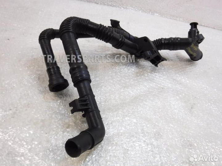 Патрубок системы охлаждения