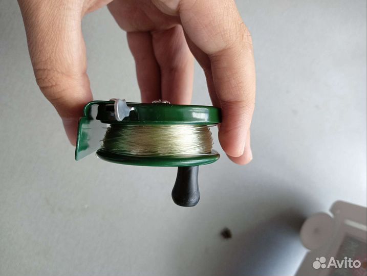 Катушка поплавочная с леской