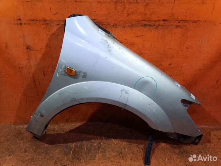 Крыло правое Toyota Voltz ZZE136