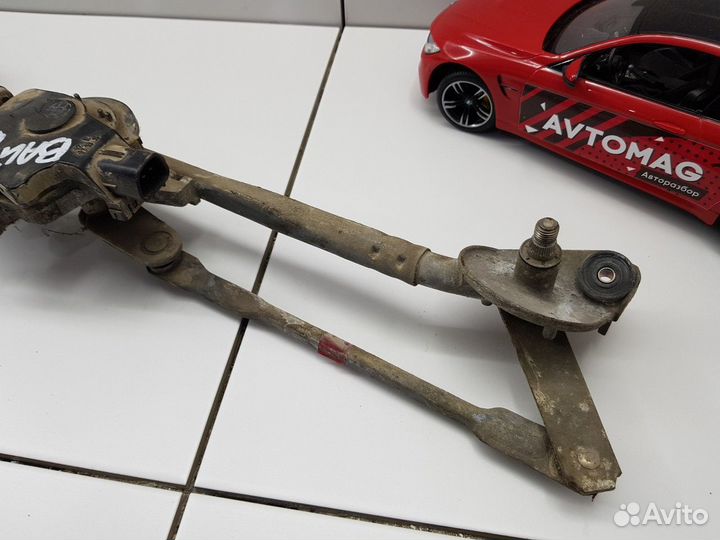 Трапеция дворников с моторчиком (Pontiac Vibe)