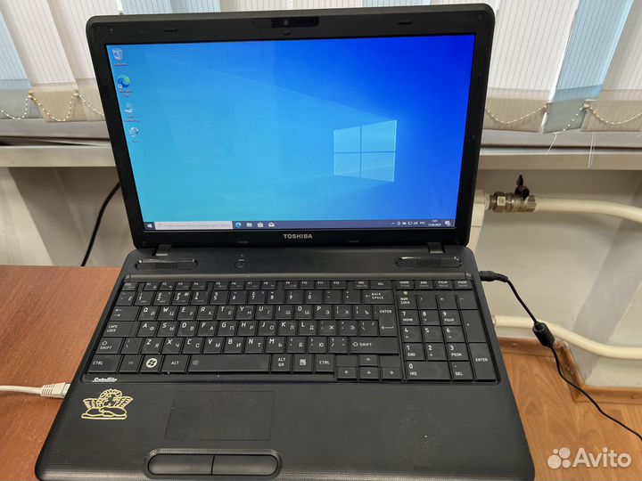 Ноутбук toshiba