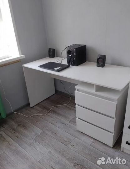 Стол письменный Кайт в наличии отличное качество