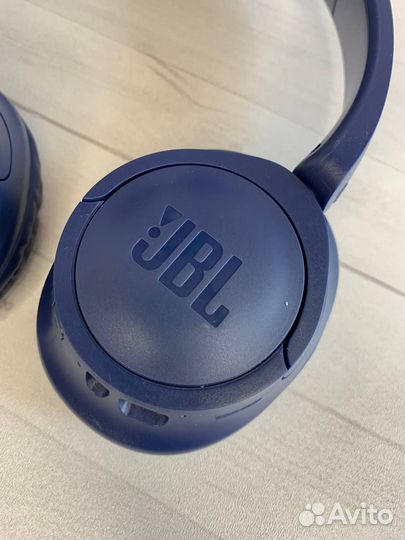 Наушники JBL Tune 1100