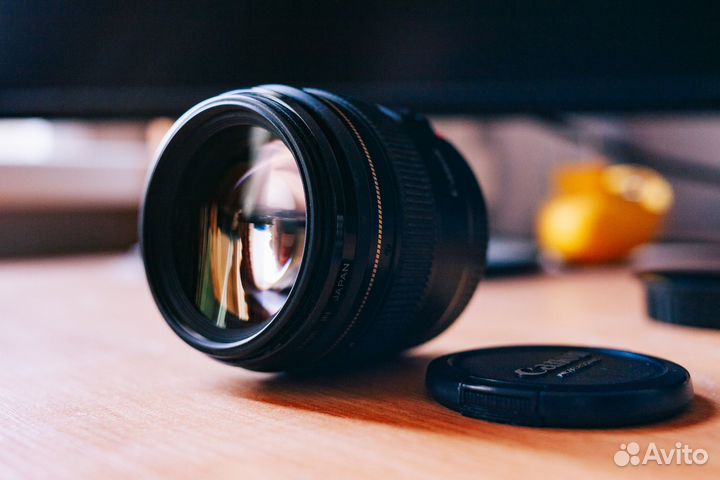 Canon ef 85mm f 1.8 usm