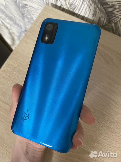 Itel A17, 16 ГБ