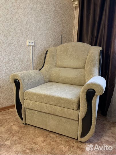 Диван и 2 кресла