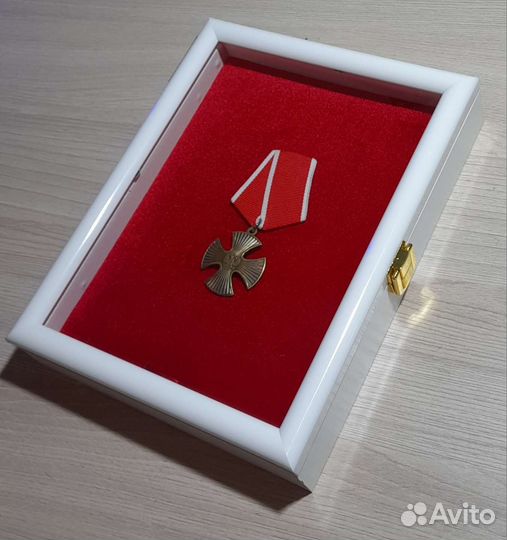 Рамка витрина 15х20 для медалей, значков