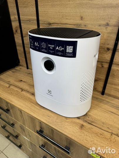 Очиститель воздуха Electrolux EHW-600