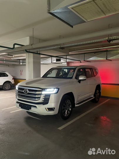 Toyota Land Cruiser 3.5 AT, 2022, 9 км