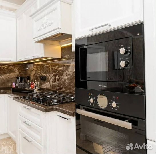 Кухни классические глянцевые