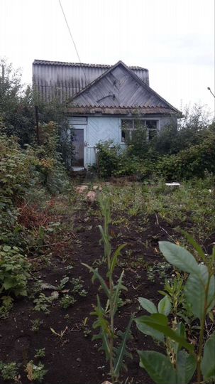 Дом 10 м² на участке 10,7 сот.