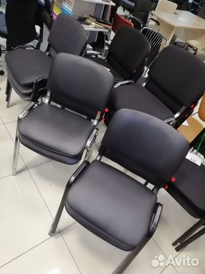 Стул для посетителей 