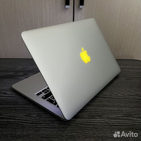 Macbook pro 13 Retina i5/8gb/ssd