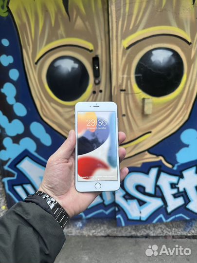 iPhone 6s plus 64гб