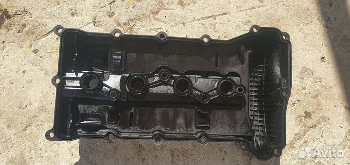 4B 10 4B11 4B12 клапанная крышка