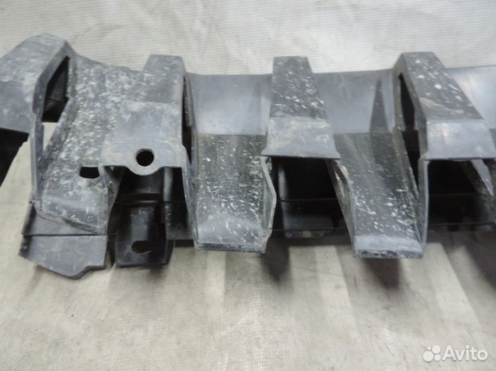 Абсорбер переднего бампера Subaru Forester 2018