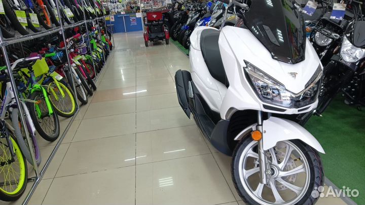 Скутер Vento VMC PCX 200 (В магазине)