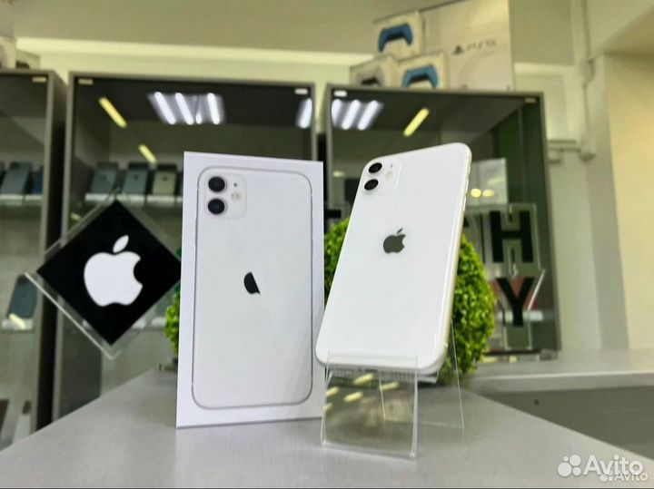 iPhone 11, 64 ГБ