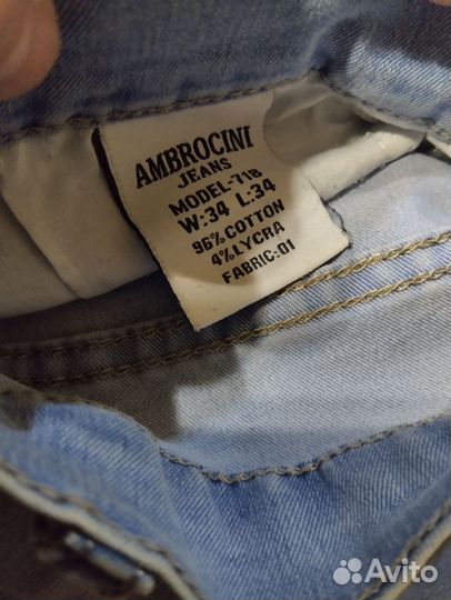 Джинсовая одежда. Имеется Джинсовки и джинсы