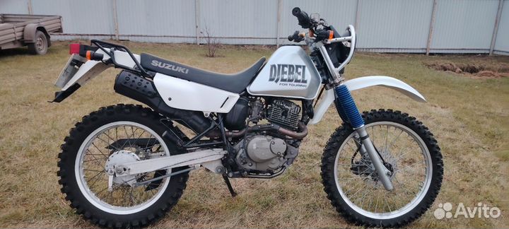 Suzuki Djebel 200