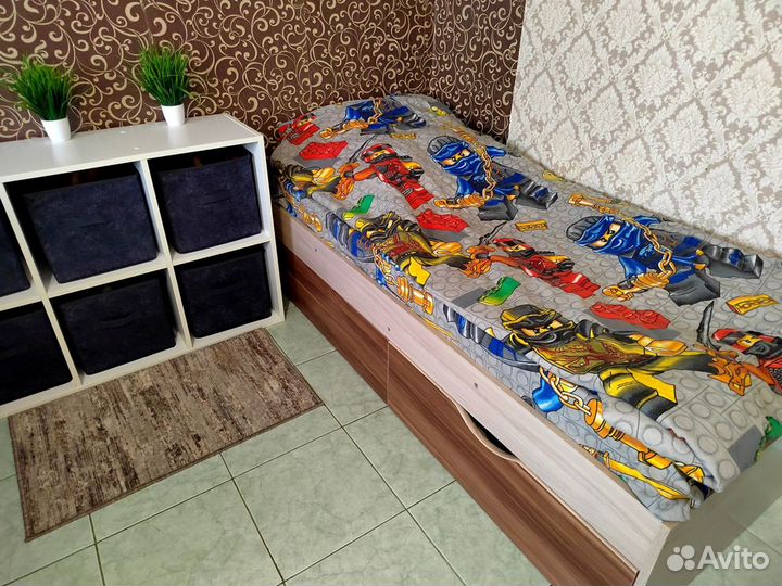Кровать подростковая с матрасом бу