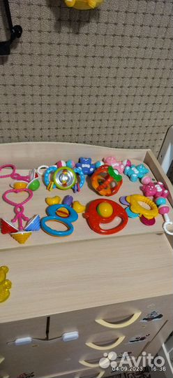 Детские развивающие игрушки для самых маленьких