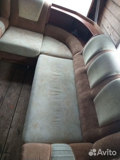 Угловой диван