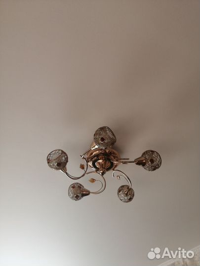 Светильник потолочный