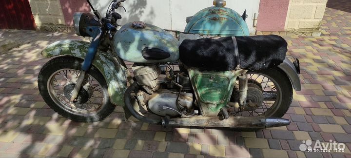 Продам Иж планета