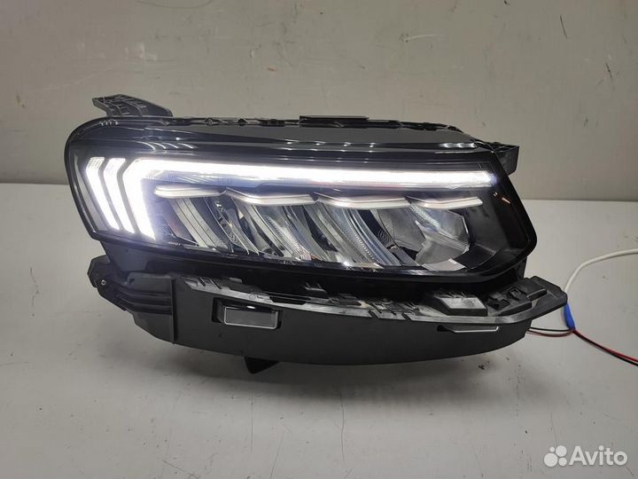 Фара правая geely tugella FY11