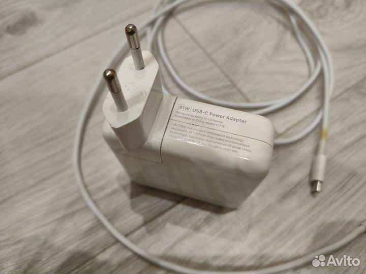 Зарядка для macbook 61w type c