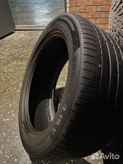 Continental ContiSportContact 5 255/45 R19