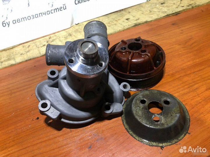 Водяная помпа Газ 31105 Волга