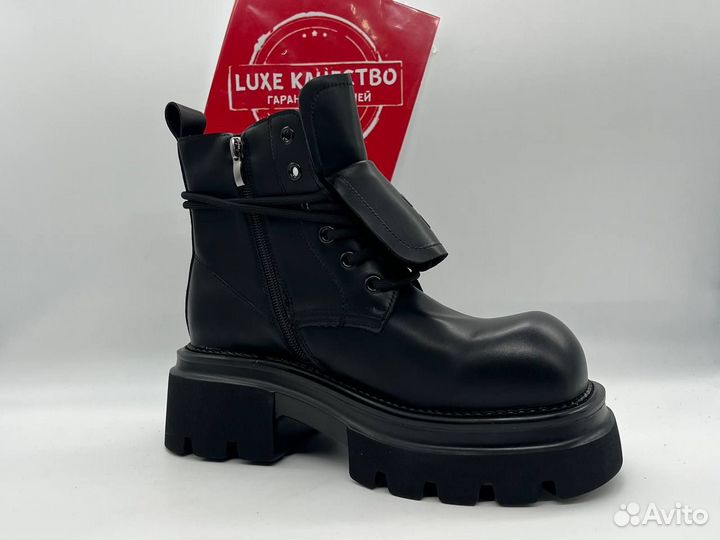 MIU MIU Platform Black