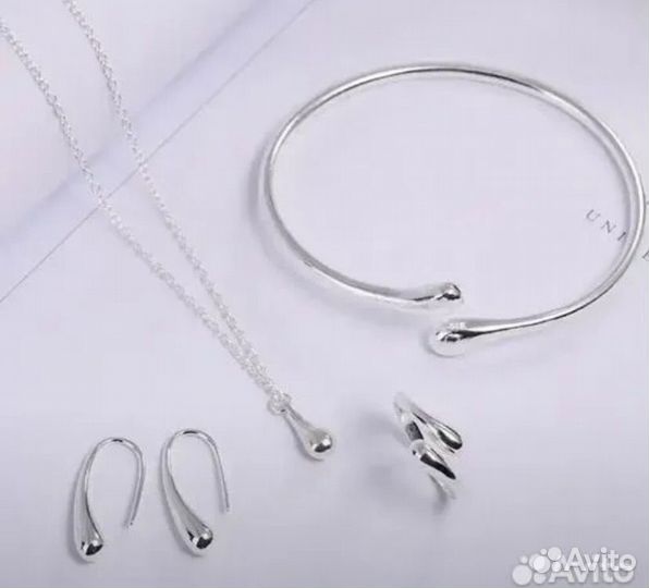 Набор украшений серебро