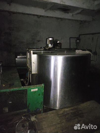 Танк охладитель молока бу
