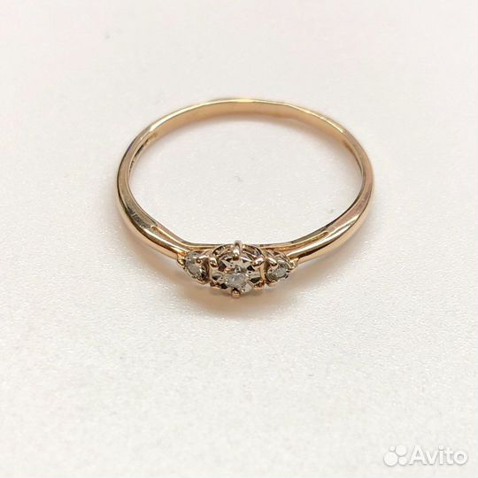 Золотое кольцо с бриллиантами 585 пробы