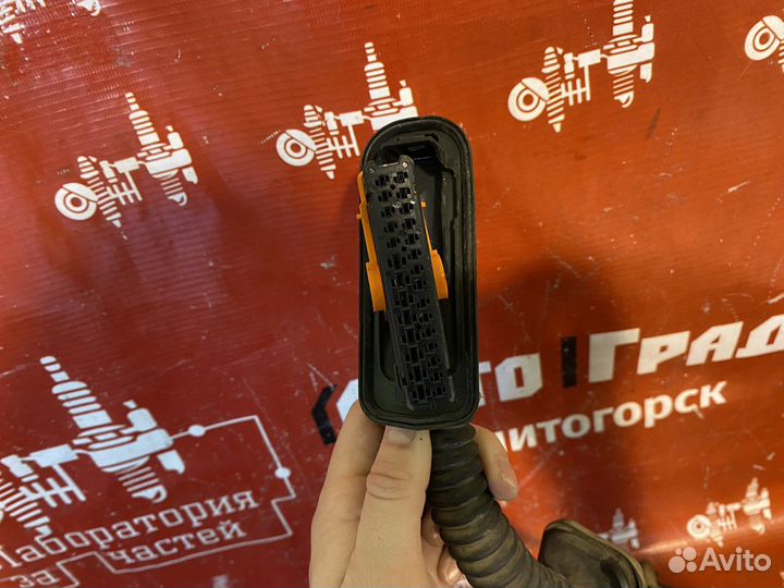 Volkswagen Polo Проводка двери задняя