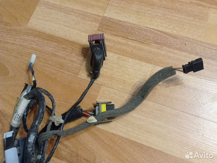 Проводка жгут передней левой двери Опель Астра Н